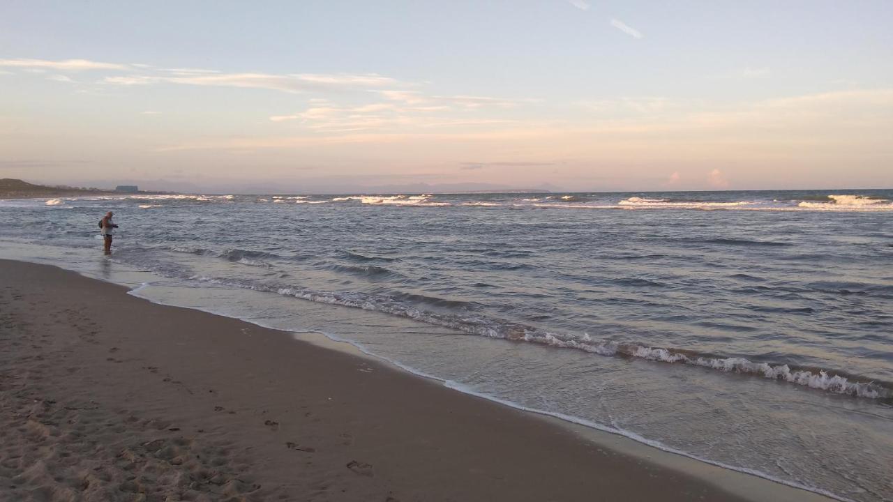 Urbanizacion Puerto Romano - Playa La Mata  Esterno foto